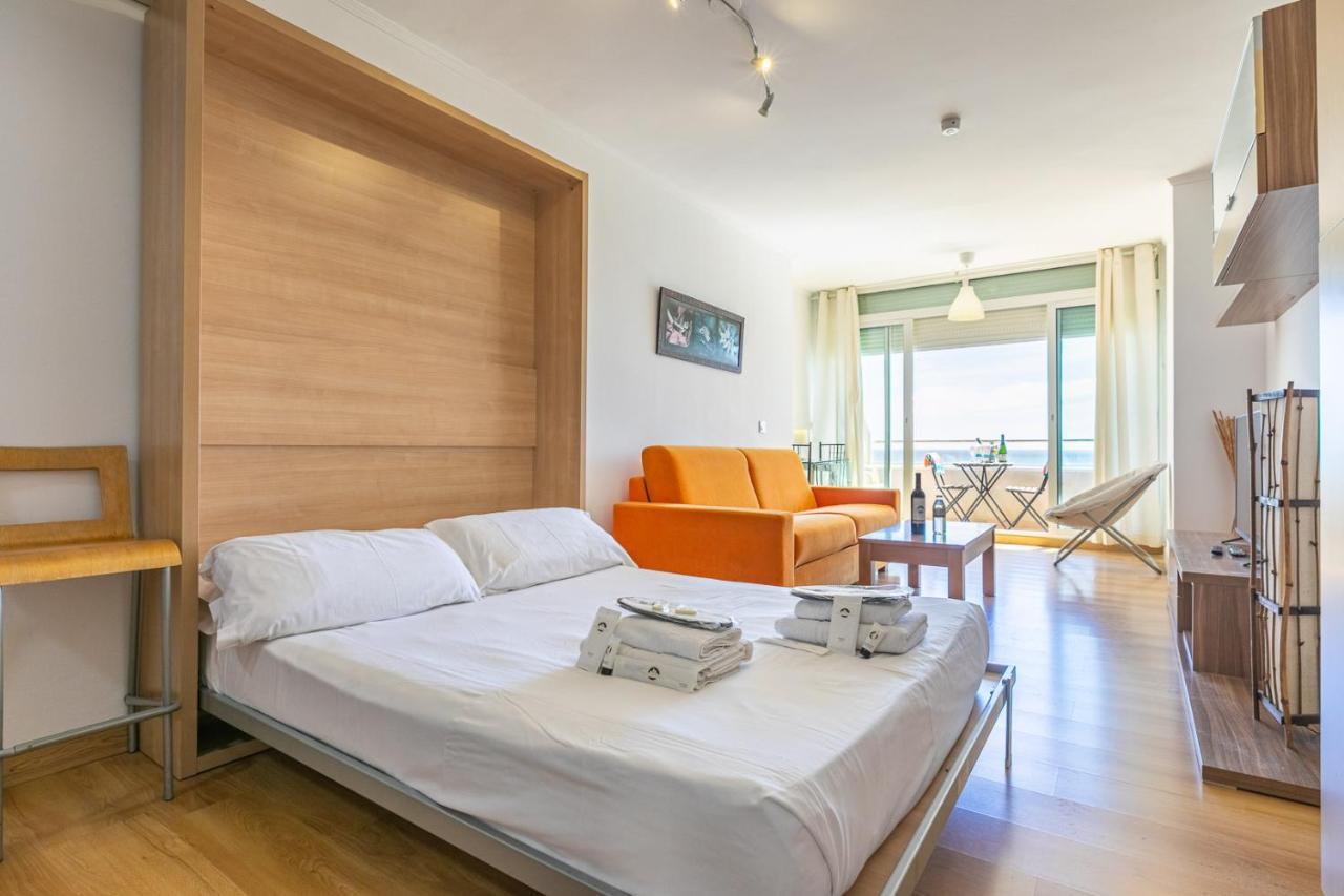 Apartamento El Velero Primera Linea Playa Apartment ตอร์เรโมลิโนส ภายนอก รูปภาพ